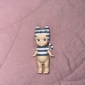 Sonny Angel Donna Wilson’s Creatures Series “Mono Cat”